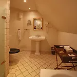 & Hotel