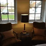 & Hotel 3*