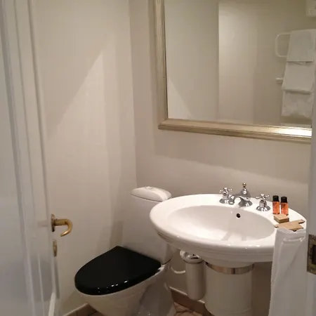 & Hotel